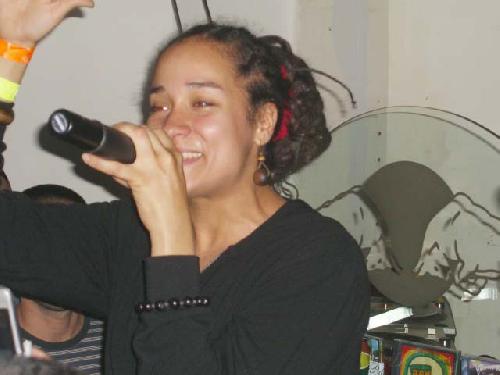 Alika en la 1era noche de Sound System Internacional