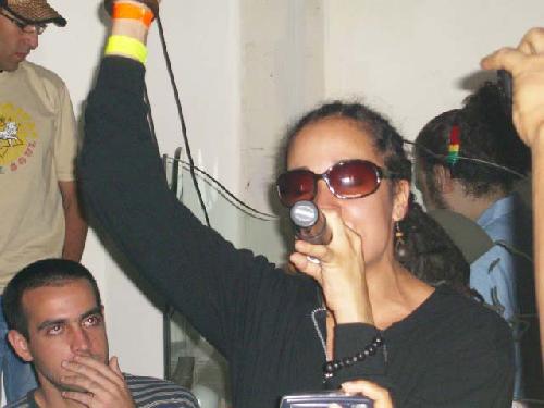 Alika en la 1era noche de Sound System Internacional