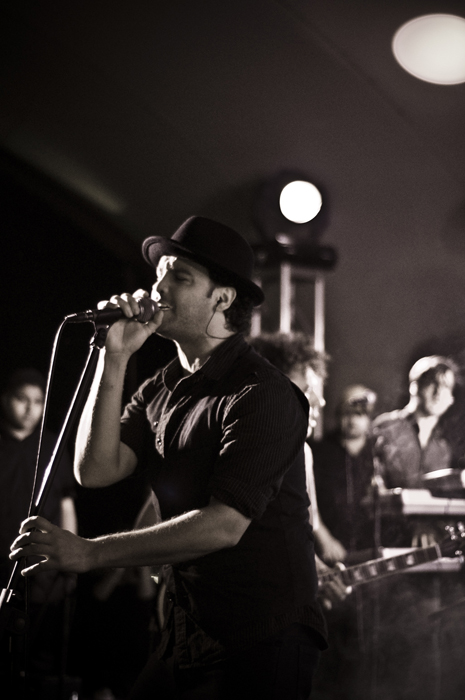 Los Amigos Invisibles en aniversario de Rumbacaracas.com