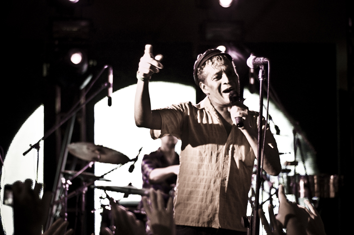 Los Amigos Invisibles en aniversario de Rumbacaracas.com