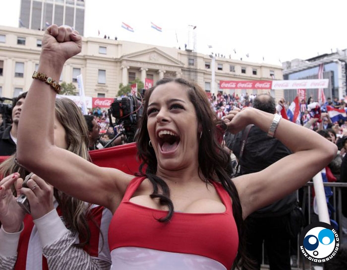 Si Paraguay llega a semifinales en el mundial, ella se desnuda
