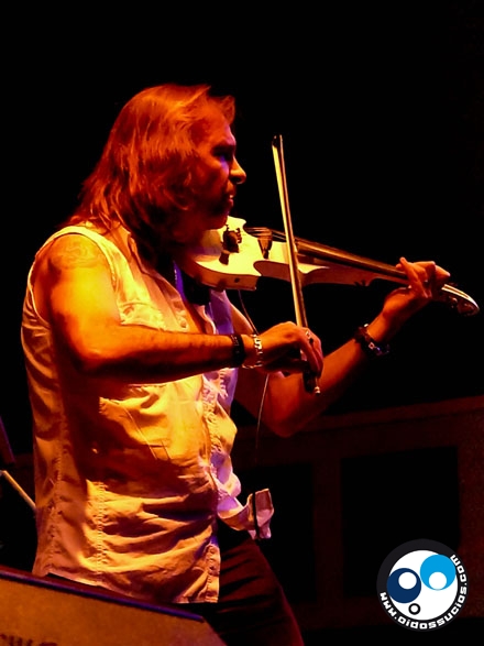 Caracas celebró su última fiesta pagana con José Andrea, vocalista de Mago de Oz