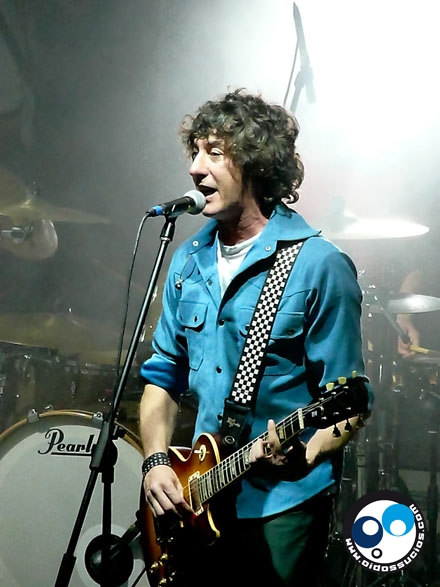 Fotos y reseña: El Cuarteto de Nos no llegó a 