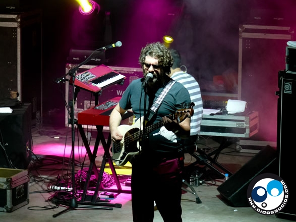 Fotos y reseña: El Cuarteto de Nos no llegó a