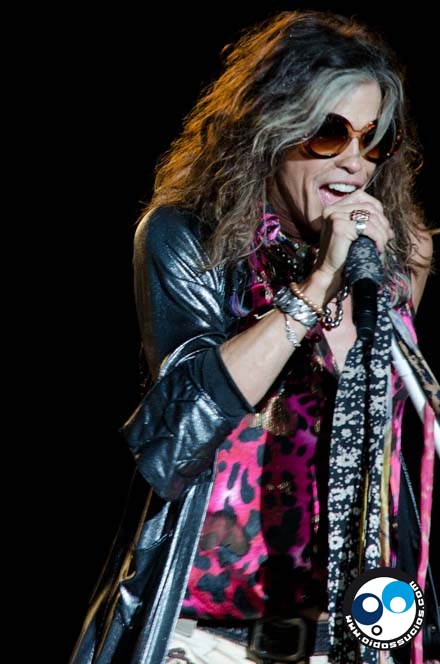 Aerosmith dio cátedra y cumplió con su show en Caracas